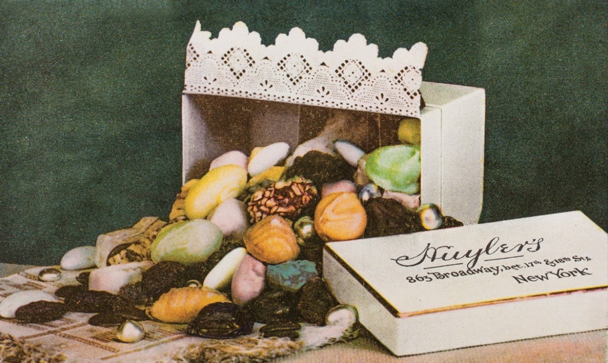 Huyler’s Chocolate Trade Card, late 19th to early 20th century. Collection of Stephen Huyler. From the exhibition A Golden Age of Marketing Design - Huyler's Pure Delicious Chocolate, 1874-1925.